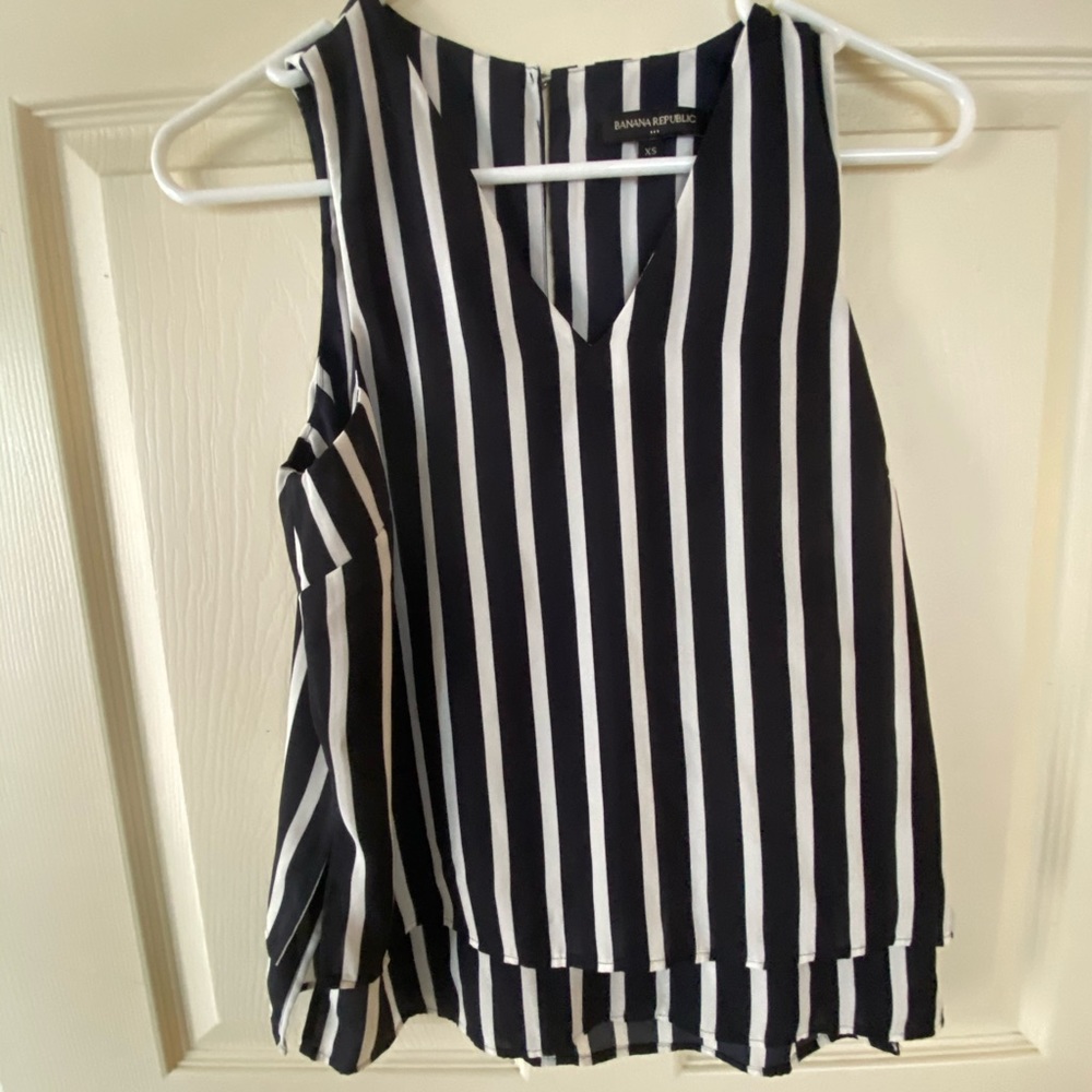 🖤Black and White Top🖤XS🖤